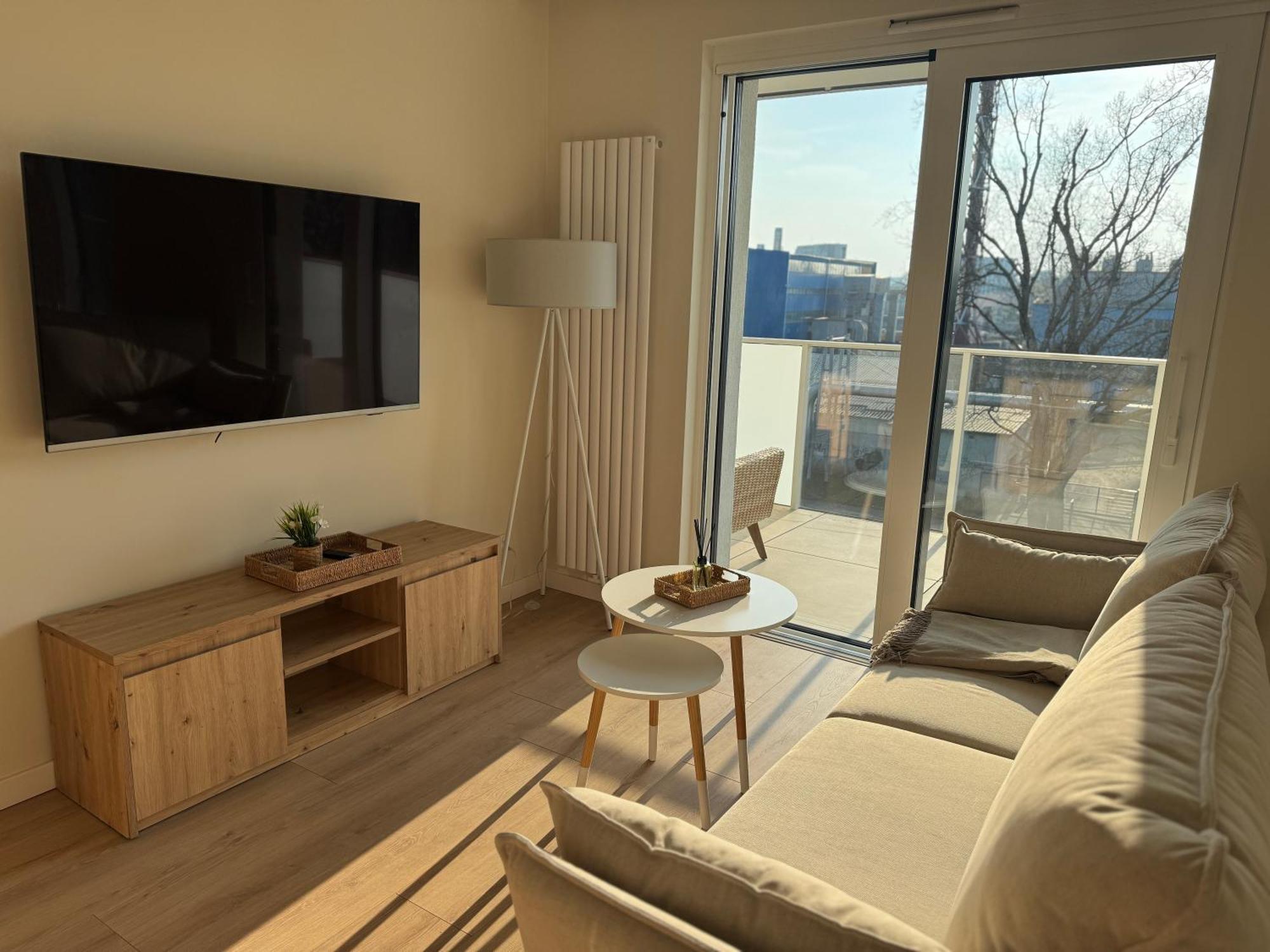 Апартаменти 4summer Golden Dune - Parking, Przestronne Mieszkanie 50m2, Caly Do Dyspozycji, Duzy Taras Z Pieknym Zachodem Slonca Parkplatz, Geraeumige Mit 50 M2, Ganzes Zur Verfuegung, Grosse Terrasse Mit Wunderschoenem Sonnenunterga